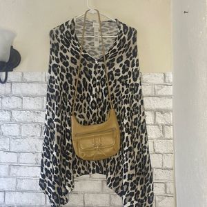 Bundle poncho and sling Bag.